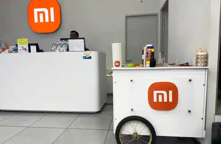 Renta de carrito servicio snacks xiaomi evento parque toreo centro comercial