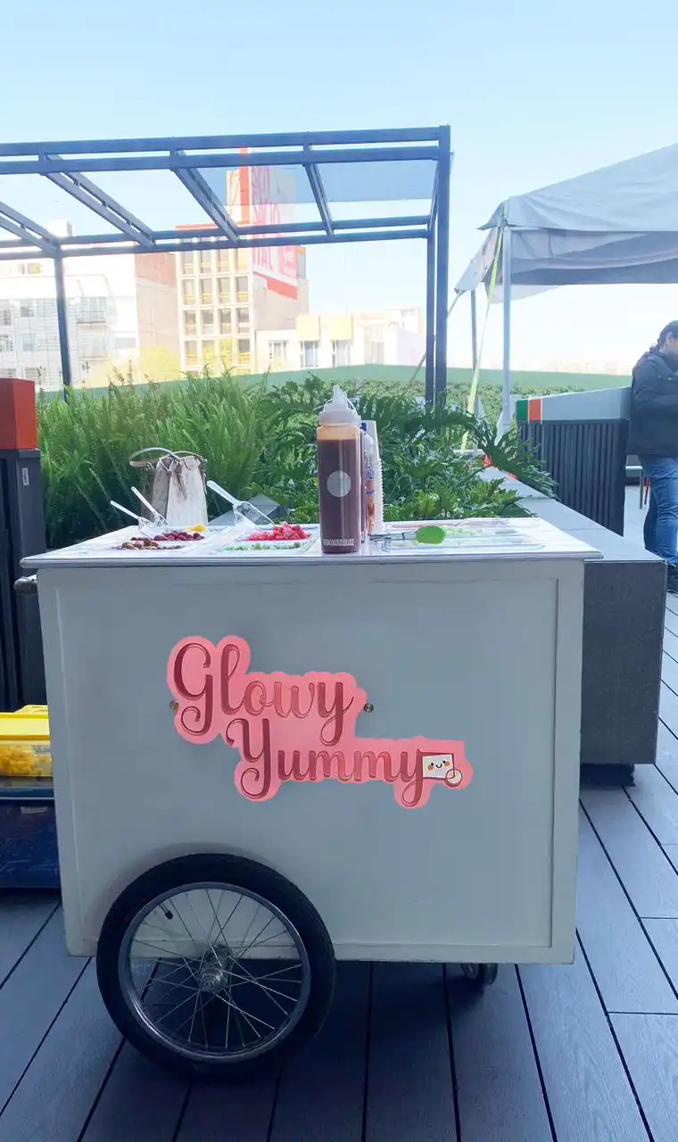 Renta de carrito de snacks dulces  para eventos y fiestas Fluff cotton candy mx